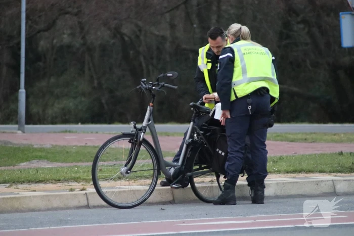 Fietser gewond bij aanrijding auto
