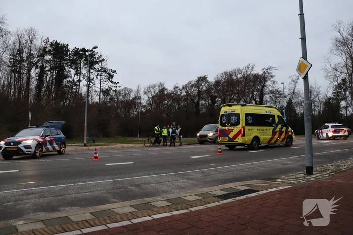 Fietser gewond bij aanrijding auto