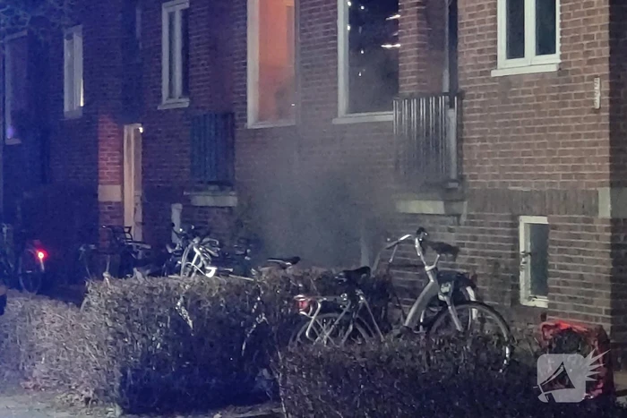 Veel rookontwikkeling bij brand in kelder