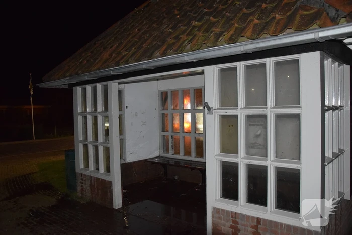 Brandweer ingezet voor brandstichting