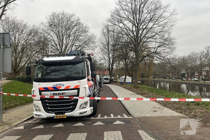 Politieonderzoek na aantreffen overleden persoon in water
