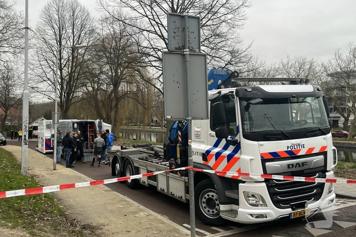 Politieonderzoek na aantreffen overleden persoon in water