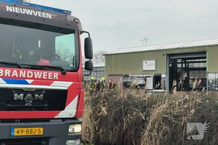 Brandweer voorkomt grote brand in kas