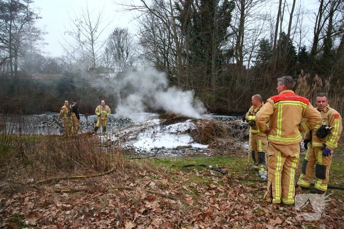 Brand in berg hooi geblust door brandweer