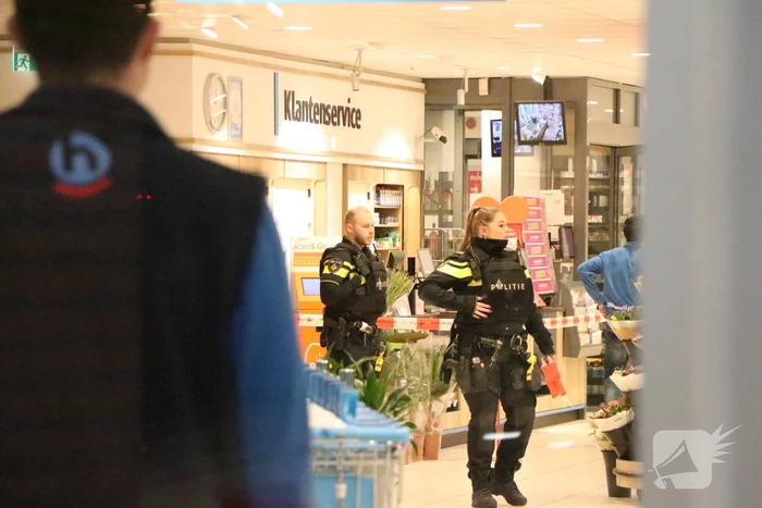 Overval op supermarkt Hoogvliet