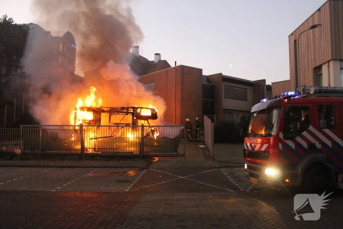 Camper verwoest door brand