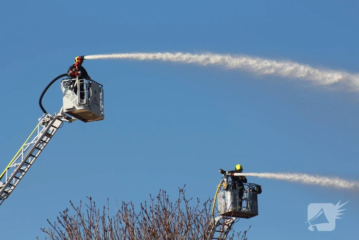 Zeer grote brand leegstaand fabrieksgebouw