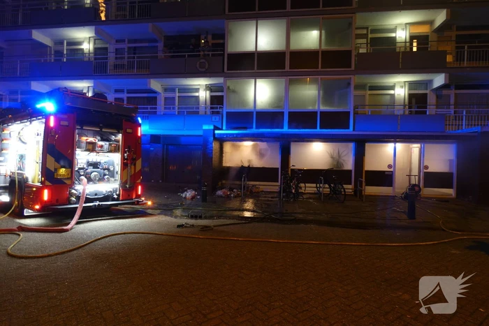 Rook in flat wegens afvalbrand
