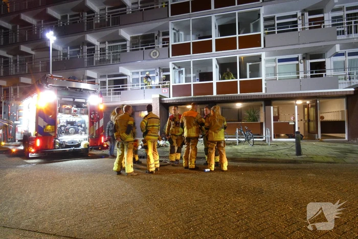 Rook in flat wegens afvalbrand