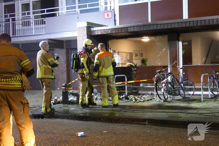 Rook in flat wegens afvalbrand
