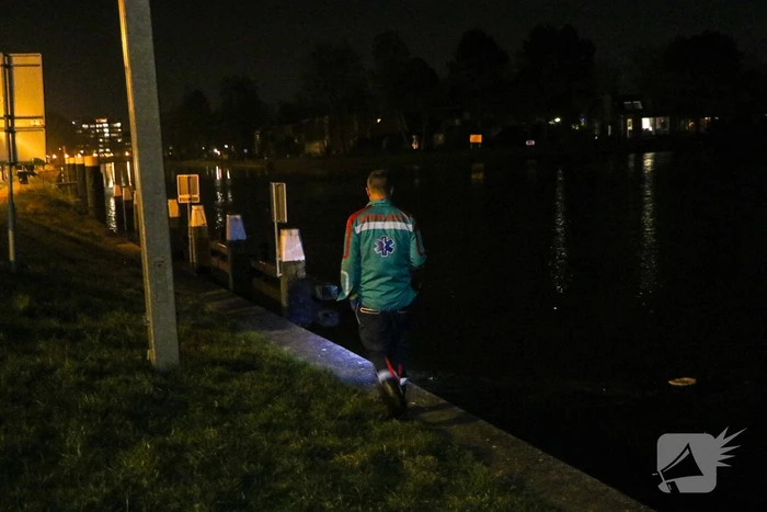 Zoekactie naar mogelijke persoon te water