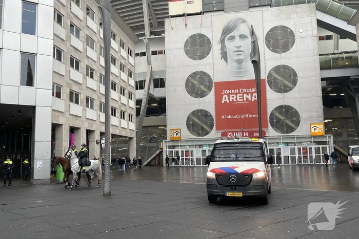 Stadsreiniging druk met rommel van supporters