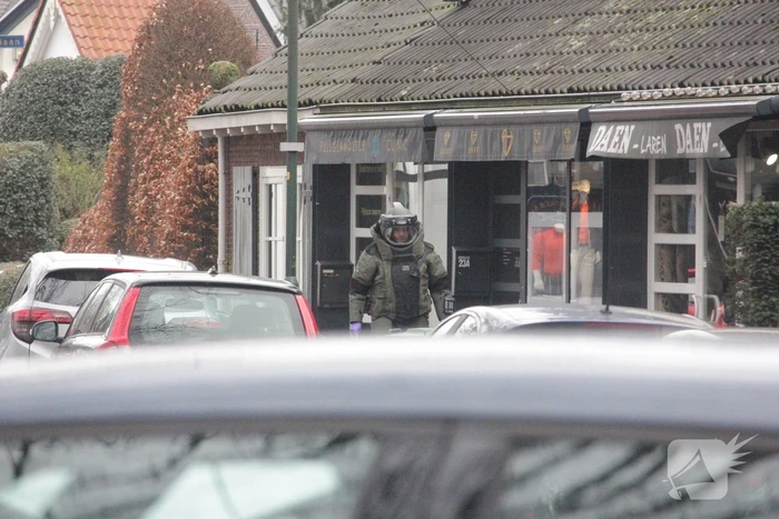 Explosieven Opruimingsdienst doet onderzoek naar mogelijke explosief