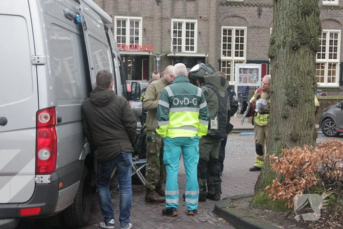 Explosieven Opruimingsdienst doet onderzoek naar mogelijke explosief