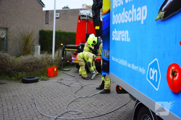 Albert Heijn bezorgdienst laat carport instorten