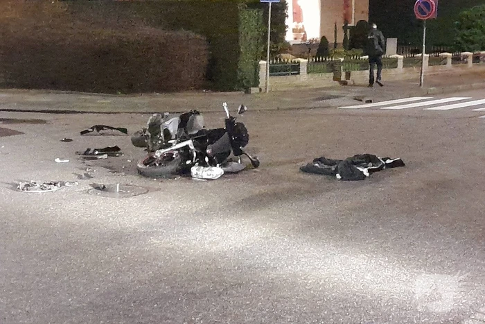 Scooter Total los na ongeval met bus