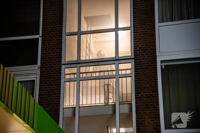 Portiek vol rookontwikkeling na brandstichting