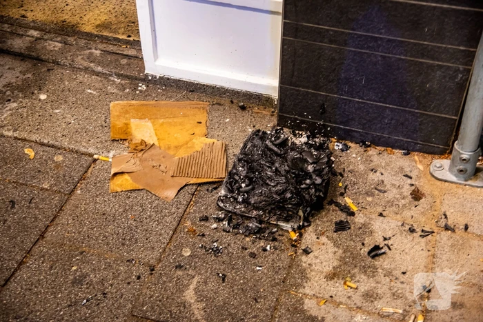 Portiek vol rookontwikkeling na brandstichting
