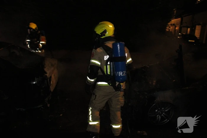 Auto verwoest door brand