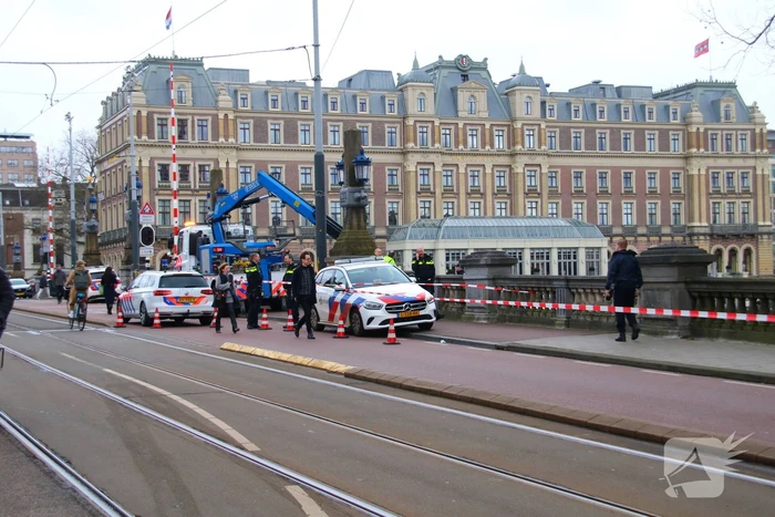 Onderzoek naar aantreffen lichaam in water