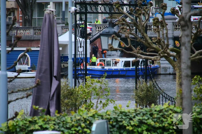 Onderzoek naar aantreffen lichaam in water