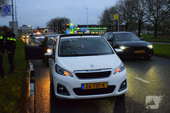 Rijstrook afgesloten na kop-staartbotsing