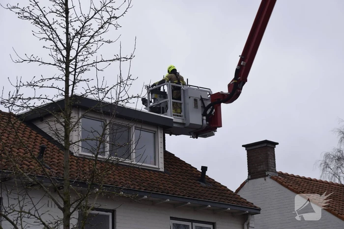 Schoorsteenbrand snel onder controle