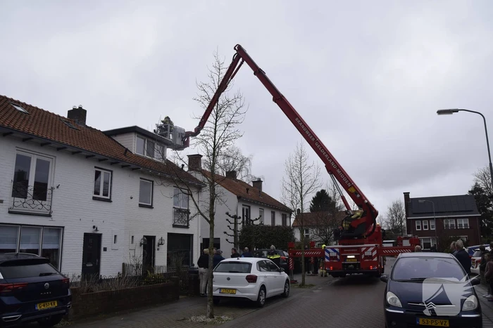 Schoorsteenbrand snel onder controle