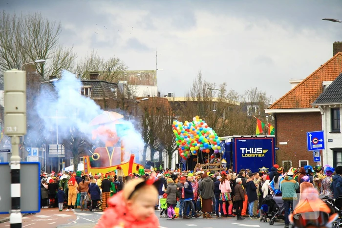 Optocht trekt veel bekijks