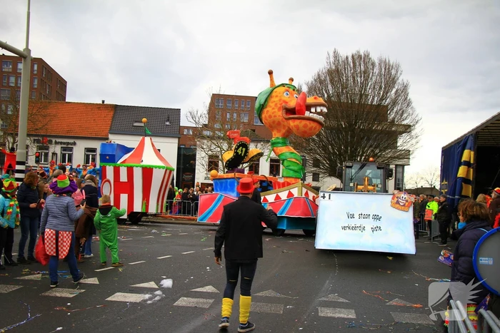 Optocht trekt veel bekijks