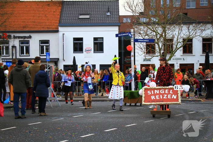 Optocht trekt veel bekijks