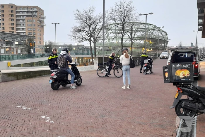 Rollerbank controle bij station