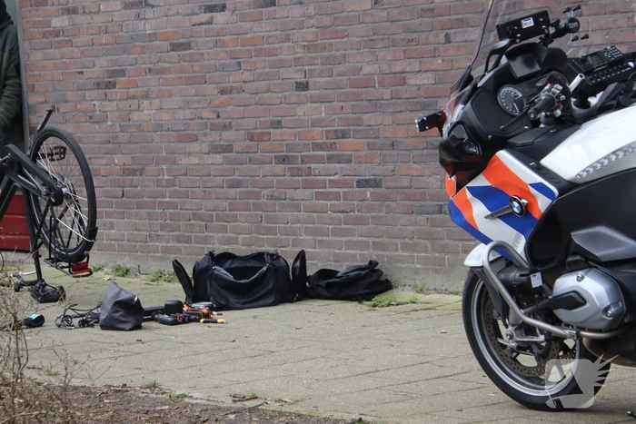 Twee aanhoudingen na aantreffen gestolen fiets