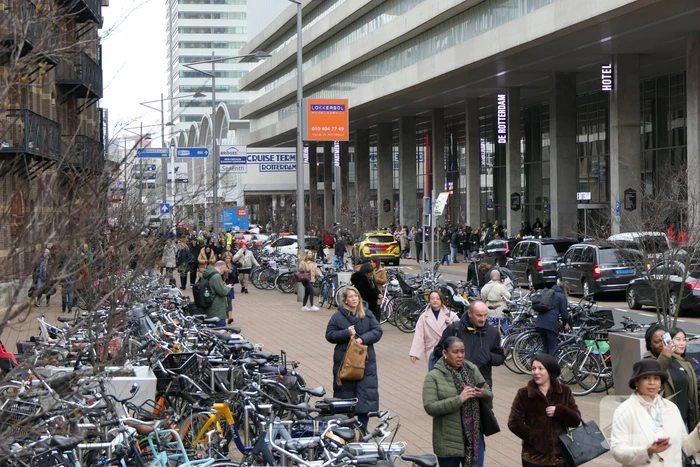 Bommelding bij De Rotterdam