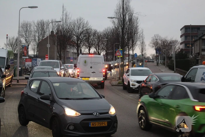 Twee auto's beschadigd bij ongeval, bestuurder onder invloed
