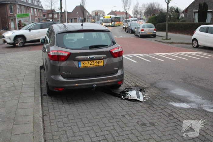 Twee auto's beschadigd bij ongeval, bestuurder onder invloed