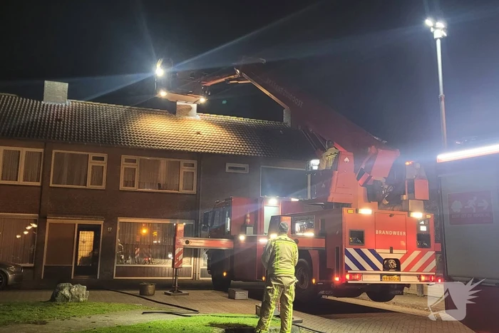 Brandweer ingezet bij brand in schoorsteen