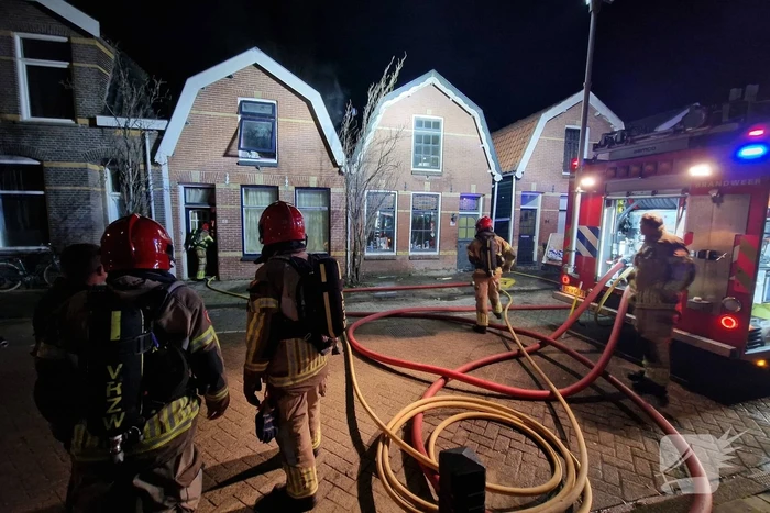Veel rook na uitslaande brand