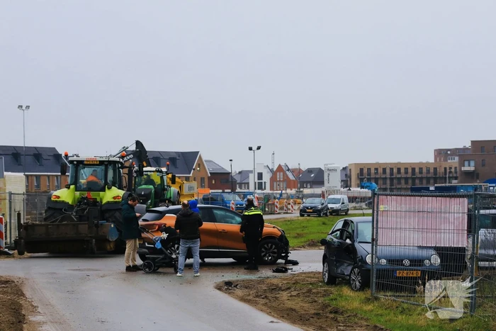 Flinke schade bij botsing in Vathorst