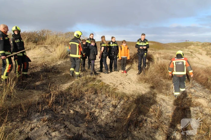 Jongens thuis gebracht na brand in duinen