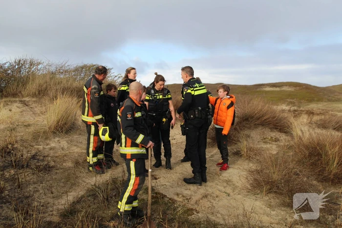 Jongens thuis gebracht na brand in duinen