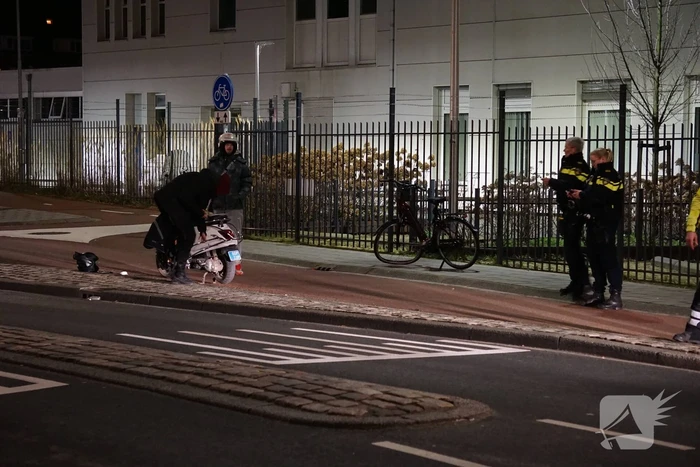 Fietser gewond bij botsing met scooter
