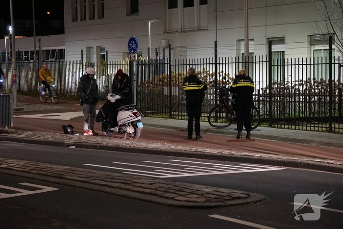 Fietser gewond bij botsing met scooter