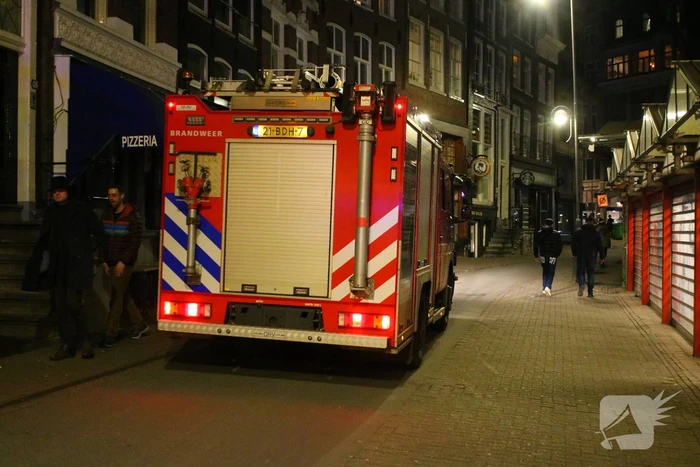 Persoon raakt te water
