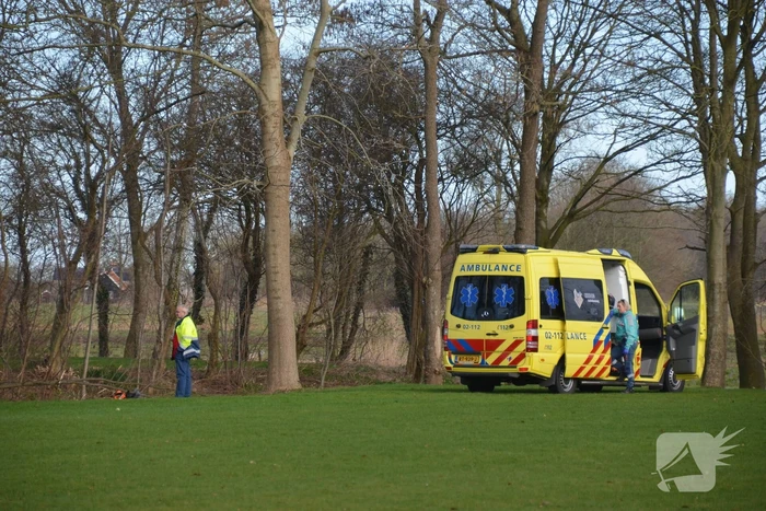 Persoon gewond bij snoeiwerkzaamheden