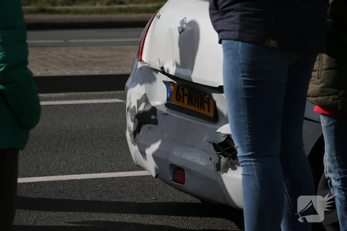 Schade na kop-staart aanrijding