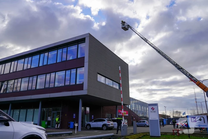 Brandweer doet onderzoek naar brand