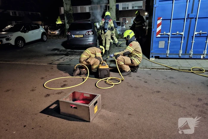 Auto verwoest door brand