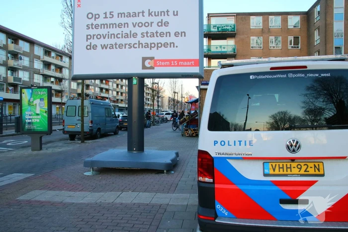 Onderzoek naar overval op telefoonwinkel