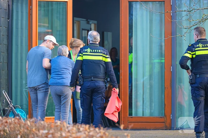 Bankstel in brand in woonzorgcentrum